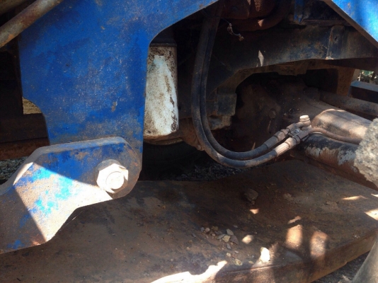 ขายรถไถ2เพลา New HoIIand TD95D เครื่อง 95 แรงม้า สวยเดิม สนใจโทร 081-970-1072