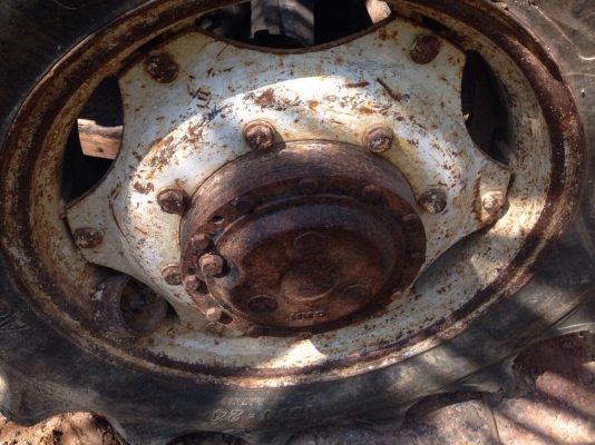 ขายรถไถ2เพลา New HoIIand TD95D เครื่อง 95 แรงม้า สวยเดิม สนใจโทร 081-970-1072