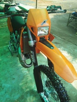 ขาย KTM 125 exc เอ็นดูโล่มาชมก่อนไม่ถูกใจไม่ต้องเอาไปคับ