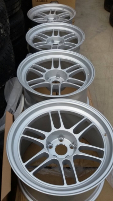 ล้อใหม่ขอบ 18 ชุดล่ะ 16,500