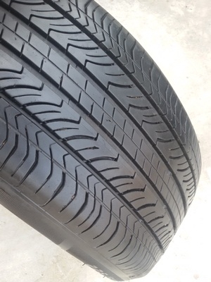 ขายยาง225/50/17 ปี 1712 MICHERLIN ENERGY XMV8   4  เส้น