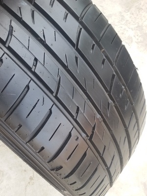 ขายยาง215/45/17 ปี 3713 FALKEN 1 คู่