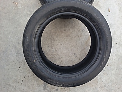 ขายยาง215/55/17 ปี 4512 DUNLOP SP270 4 เส้น ขายยาง215/55/17 ปี 4512 DUNLOP SP270 4 เส้น