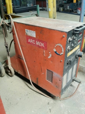 เครื่องเชีอม CO2