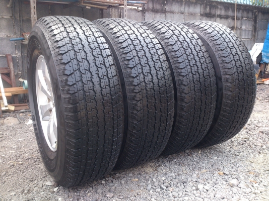 ขายแม็กTOYOTA  VIGO  CHAMP ขอบ16 พร้อมยางบริดสโตน 265/70R16  ยางสัปดาห์ที่28ปี12  ดอกยางนิ่มลึกไม่ร้าวไม่แตกลายดอกเต็ม จำนวน  1  ชุด พร้อมน๊อตแท้ 24  ตัว