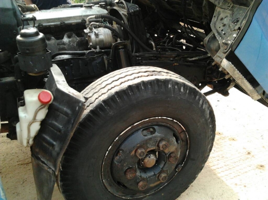 รถบรรทุก 6 ล้อกลาง