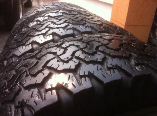 ขายเหมายาง bf all 265/75/16 ทั้งหมด 7 เส้น ขายเหมายาง bf all 265/75/16 ทั้งหมด 7 เส้น