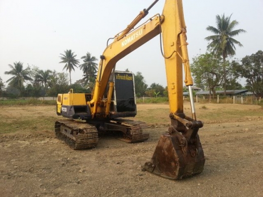 ขาย 120 - 3 รอนเลอร์ 7 ลูก  รถสวย แอร์หนาว เครื่องดี ปั้มดี รถพร้อมทำงาน เอกสานสันยาชื้อขาย ชีเรียน 20000 กว่า่