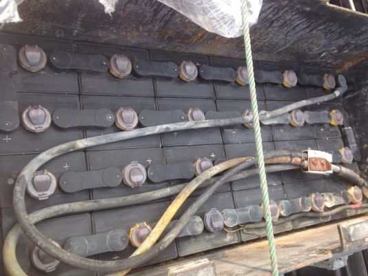 ขายแบตเตอรี่สำหรับรถโฟคลิฟไฟฟ้า