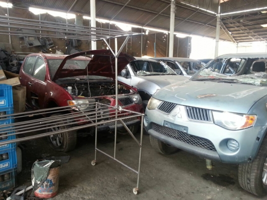 ขายซากไททัน25คัน  คันละ75000