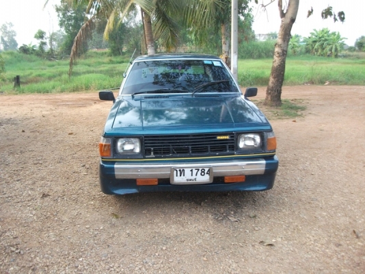 ขายด่วน รถเก๋งมาสด้า คลาสสิค สวยๆ  24000  บาท ติดแก๊ส ลงเล่มแล้ว