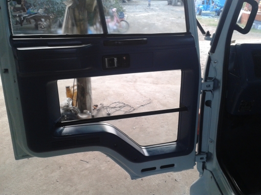 Rocky สด ๆ ตามคำเรียกร้องครับ Rocky สด ๆ ตามคำเรียกร้องครับ