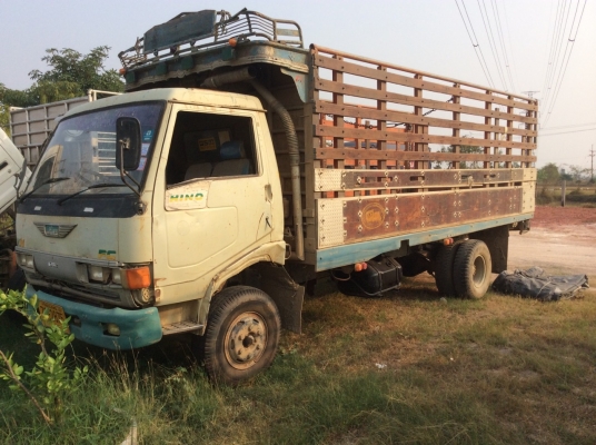 ขาย ยกชุด!  8 คัน 2,000,000 บาท (เกียร์ใหญ่ ช่วงล่างใหญ่ F หน้า-หลัง ทุกคัน)