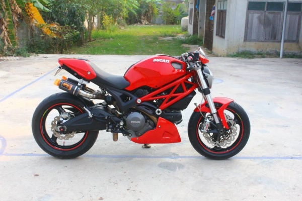 ขาย m795 2012 พร้อมโอน แต่งเต็ม 299000 ต่อรองได้ครับ