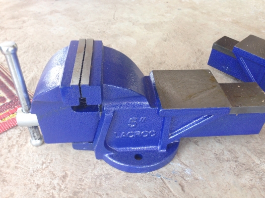 ปากกาหล่อเหนียว