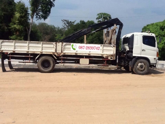 ขายรถบรรทุก 6 ล้อ ติดเฮี๊ยบ 5 ตัน