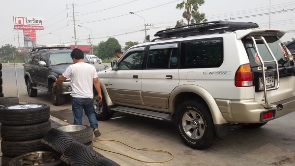 หมดแล้วนะครับ ยางใหม่ 245 70 16 เส้นละ3000