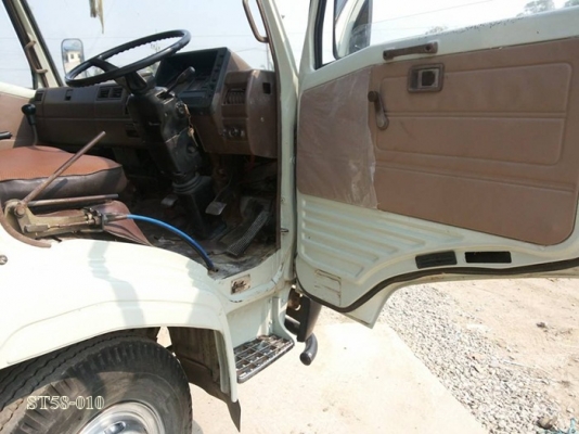 ขายด่วน รถบรรทุก 6 ล้อ HINO 117 แรง ดั้มเกษตร สภาพเดิมๆ สวย พร้อมใช้งาน ราคาสุดคุ้ม