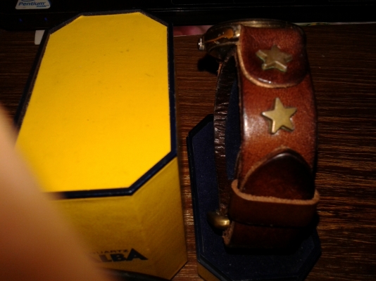 ขายนาฬิกาโบราณ ALBA QUARTZ ขอบคุณทีมงาน truck 2 hand ขายนาฬิกาโบราณ ALBA QUARTZ ขอบคุณทีมงาน truck 2 hand