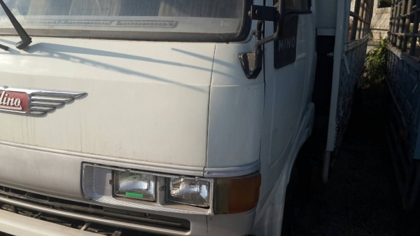 หกล้อ HiNo-FC 120แรง ซุปเปอร์เสี่ย กระจกไฟฟ้า แอร์ พ.เพาเวอร์ สภาพดีพร้อมใช้งาน ช่วงยาว5.50ม ทะเบียนพร้อมโอน