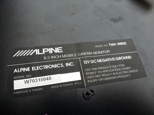 จอเพดาน ALPINE รุ่น TMX-R850 จากญี่ปุ่น