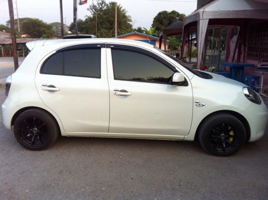 ขายนิสสันมาร์ช ปี 2012