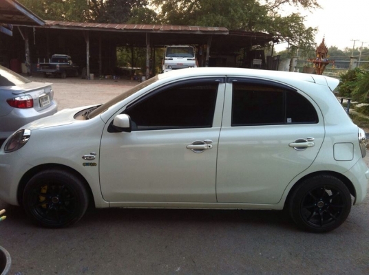 ขายนิสสันมาร์ช ปี 2012