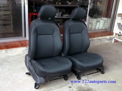 เบาะแยก โตโยต้า ยารีส-วีโก้