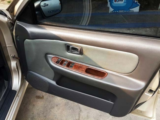 Nissan sunny super saloon 1.6 ปี 2000 เกียร์ออโต้ ติดแก๊ส lpg เครื่องดี ไม่มีปัญหาความร้อน เกียร์เปลี่ยนนิ่มนวล ช่วงล่างเเน่นปึ้ก แอร์หนาว ภายในเบาะหนังลายไม้ ไฟตัดหมอก ดิกส์ 4 ล้อ ระบบเบรค abs เซ็นทรัลล็อค กระจกไฟฟ้า ปรับและพับไฟฟ้า สีสันสวยงาม มีประกัน