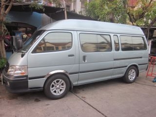 รถตู้ รถตู้