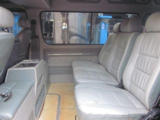 รถตู้ รถตู้