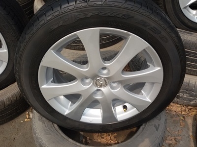 ขายล้อแม็ก Mazda 2 ขอบ15ยาง185/55/15 ปี12  4 ล้อ