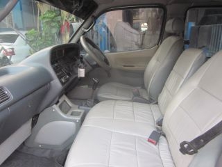 รถตู้ รถตู้