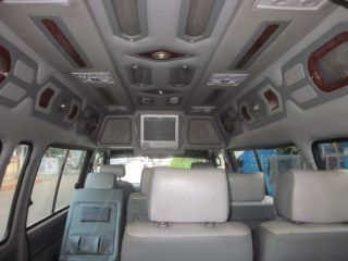 รถตู้ รถตู้