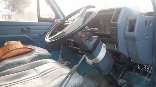 ขาย6ล้อกลางดัมพ์ดิน วัสดุก่อสร้างNKR58LK 110แรงกระบะยาว3.80เมตร แชชซีสวย พ.เพาเวอร์หัวเดิม เอกสารเล่มทะเบียนพร้อม พล้อมลุยงาน