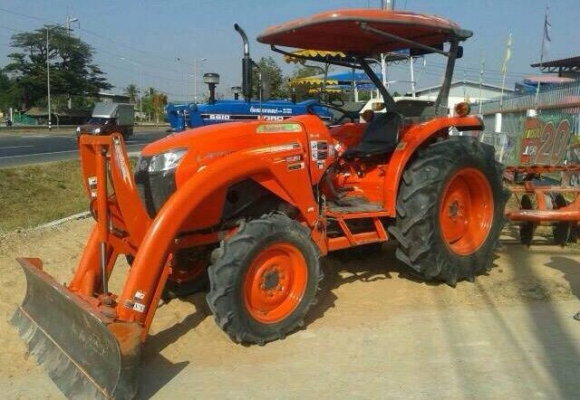 รถไถ2เพลา KUBOTA 47แรง **ราคา 470,000 บ.ต่อรอง**ขายKUBOTA-47แรง รถไถ2เพลา ส้มๆ KUBOTA L4708 4WD เครื่องเดิม เกียร์เดิม ท้ายเดิม เครื่องดี แรง ปั้มดีแน่น เกียร์ดีไม่มีหอน ทำงานดี เร็วดี คล่องตัว แรงดี ดันดีมากๆครับ ยกหางเร็วไม่อืด ใช้งานน้อย 1,4xx ชั่วโมง รถไถ2เพลา KUBOTA 47แรง **ราคา 470,000 บ.ต่อรอง**ขายKUBOTA-47แรง รถไถ2เพลา ส้มๆ KUBOTA L4708 4WD เครื่องเดิม เกียร์เดิม ท้ายเดิม เครื่องดี แรง ปั้มดีแน่น เกียร์ดีไม่มีหอน ทำงานดี เร็วดี คล่องตัว แรงดี ดันดีมากๆครับ ยกหางเร็วไม่อืด ใช้งานน้อย 1,4xx ชั่วโมง