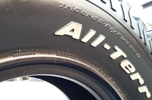 ยาง,285-75-16 BF Goodrich All-Terrain T/A ปี12เส้นเดียว 2,500