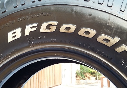 ยาง,285-75-16 BF Goodrich All-Terrain T/A ปี12เส้นเดียว 2,500