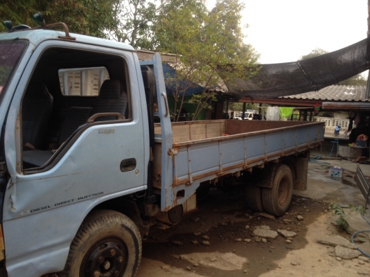 รถหกล้อกระบะบรรทุก ISUZU NPR 120แรงม้า ปี2538 รถห้าง