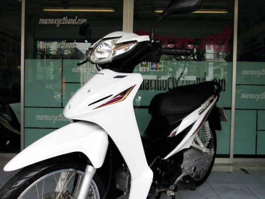 wave 110 i สีขาวม่วง รถเดือน กันยายน ปี 56 ไมล์ 3617 โล รถมีเกียยอดนิยม ประหยัดน้ำมัน แถม 2 รายการ 28900