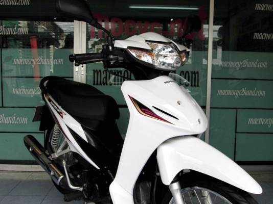 wave 110 i สีขาวม่วง รถเดือน กันยายน ปี 56 ไมล์ 3617 โล รถมีเกียยอดนิยม ประหยัดน้ำมัน แถม 2 รายการ 28900