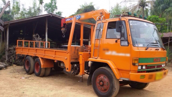 ขายรถบรรทุกสิบล้อติดเครน ISUZU FVM32PR เครื่อง 175 แรง 1 เพลา ปี 40 ติดเครนUNIC 3.5 ตัน ช่วงยาว 7.20 เมตร ขายรถบรรทุกสิบล้อติดเครน ISUZU FVM32PR เครื่อง 175 แรง 1 เพลา ปี 40 ติดเครนUNIC 3.5 ตัน ช่วงยาว 7.20 เมตร