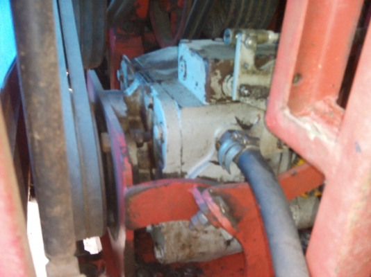 ขายรถเกี่ยวข้าว ศักพัฒนา อุ้ม 2.5 ตัน ปี 52 พร้อมเทรลเลอร์ JCM 10 ล้อ 2 เพลา หน้าเกียว 3 เมตร ขายรถเกี่ยวข้าว ศักพัฒนา อุ้ม 2.5 ตัน ปี 52 พร้อมเทรลเลอร์ JCM 10 ล้อ 2 เพลา หน้าเกียว 3 เมตร