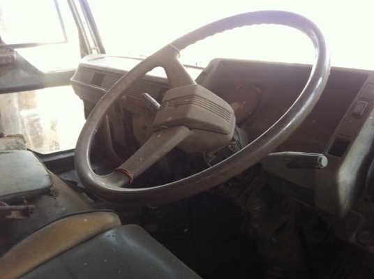 ขายสิบล้อ 2เพลาขึ้นรถเกี่ยว เครื่อง6D16  6เกียร์