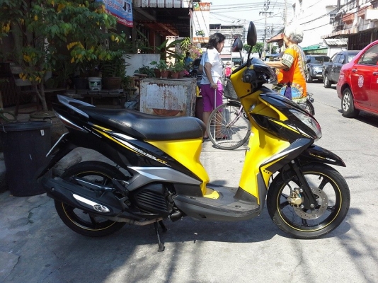 MIO 125 GTX ปี 55 ล้อแม็คแท้ รถสวย เดิมๆ เครื่องแน่น ภาษี พรบ.ไม่หมด มีเล่มพร้อม เอาไปโอนได้เลย