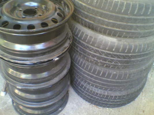 ขายกระทะล้อขอบ14 , 4รู100 (นิสสันมาร์ช)