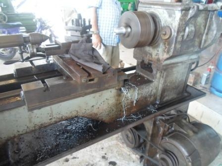 แท่นกลึง 4 ฟุต เพลาเดียว พร้อมใช้งาน ไฟบ้าน   40,000