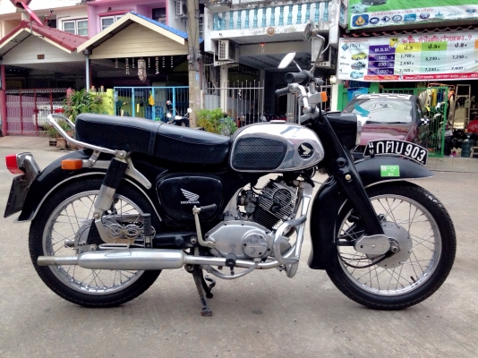 ขายc95 สองคัน คันแรก มีเล่มเครื่องดีสตาร์ทมือ 49000 คันที่สอง เครื่องดี ทะเบียนโอน สตาร์ทมือ 69000 ติดต่อ 0811160919