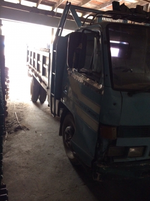 รถบรรทุก6ล้อ อีซูซุห้างแท้110แรง