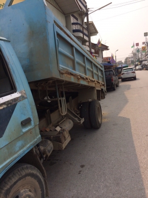 รถบรรทุก6ล้อ อีซูซุห้างแท้110แรง